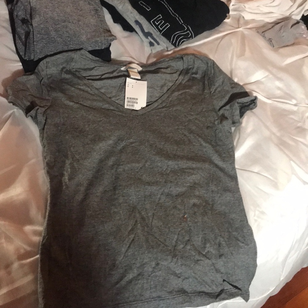 Grey H&M shirt